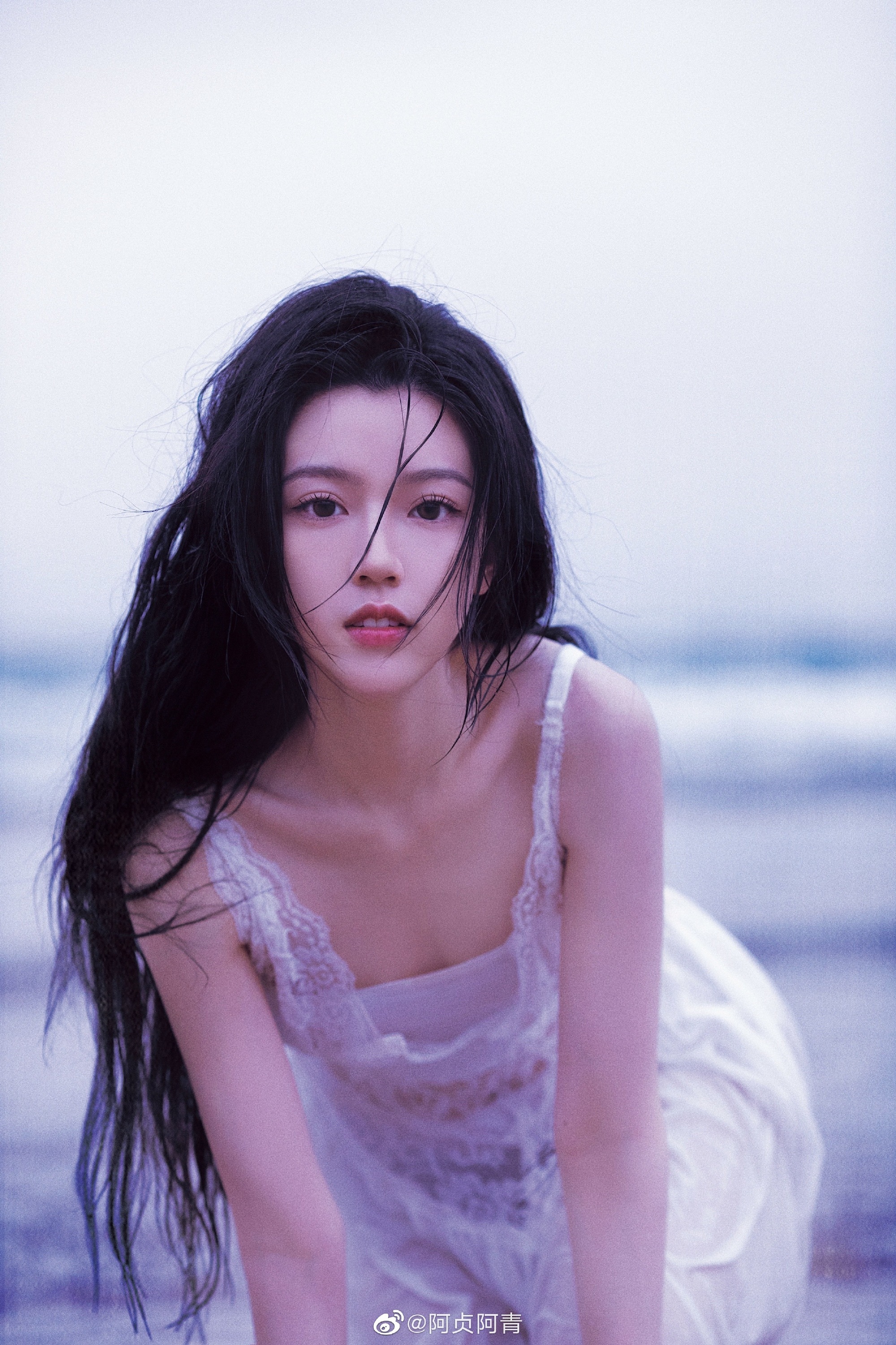 世界在下沉,与黄昏共消融 @sona大小姐