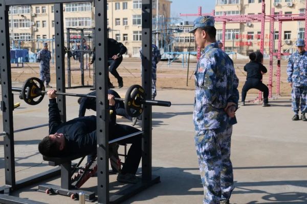 2021年余额不足,速来盘点军校学员年度清单!休闲区蓝鸢梦想 - Www.slyday.coM 2021年余额不足,速来盘点军校学员年度清单!休闲区蓝鸢梦想 - Www.slyday.coM