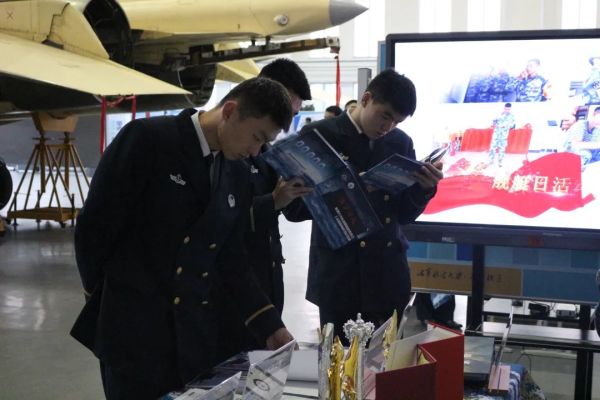 2021年余额不足,速来盘点军校学员年度清单!休闲区蓝鸢梦想 - Www.slyday.coM 2021年余额不足,速来盘点军校学员年度清单!休闲区蓝鸢梦想 - Www.slyday.coM