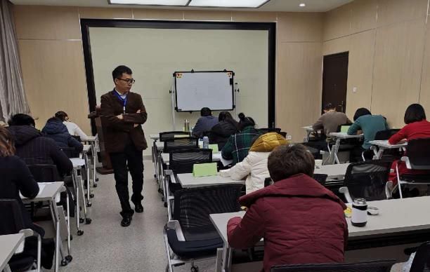 师范生有福了，官方拟定教师资格证新规，专科生和非师范生将受限休闲区蓝鸢梦想 - Www.slyday.coM