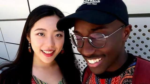 22岁漂亮女大学生,为爱远嫁非洲,惨遭凌辱,其父竟喝药自杀休闲区蓝鸢梦想 - Www.slyday.coM 22岁漂亮女大学生,为爱远嫁非洲,惨遭凌辱,其父竟喝药自杀休闲区蓝鸢梦想 - Www.slyday.coM