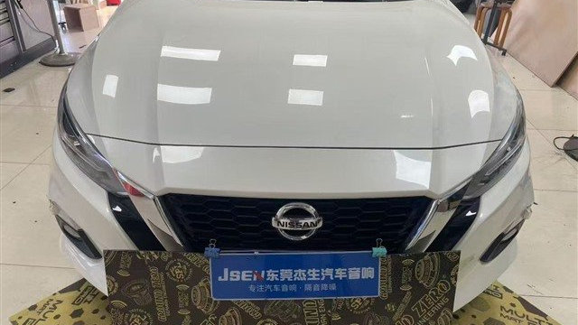 日产天籁隔音升级方案/俄罗斯StP隔音+乌克兰CTK隔音