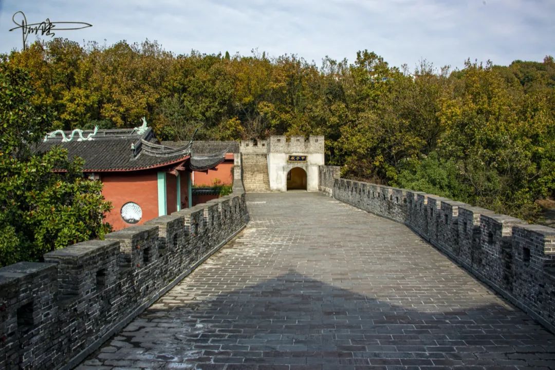 在海宁与海盐交界处有座一夫当关万夫莫开的石城历史悠久