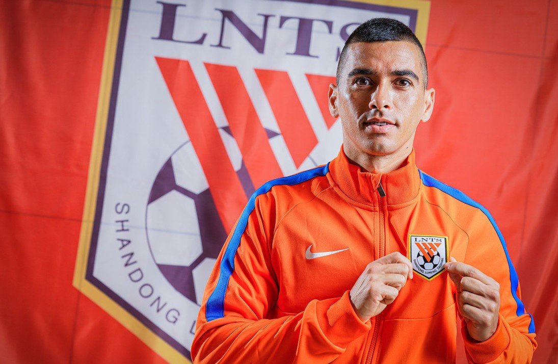 外援6选5,莱昂纳多稳了!登泰山心情大好,获鲁能新10号盛赞