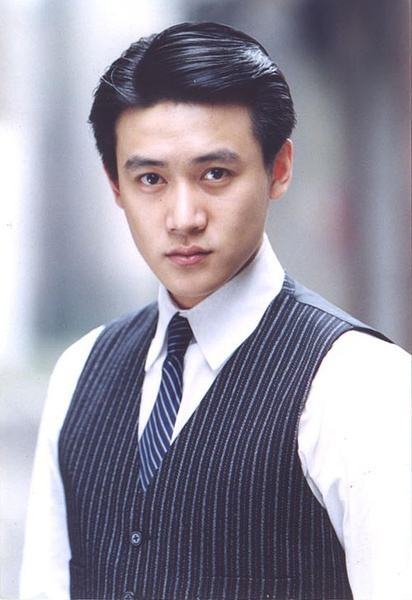 44岁陆毅近照曝光,脸颊胖了好几圈,脖子消失了,成了油腻大叔__财经