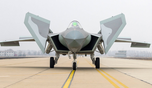 双座无人协同作战和外贸版,才是歼-35战机的未来