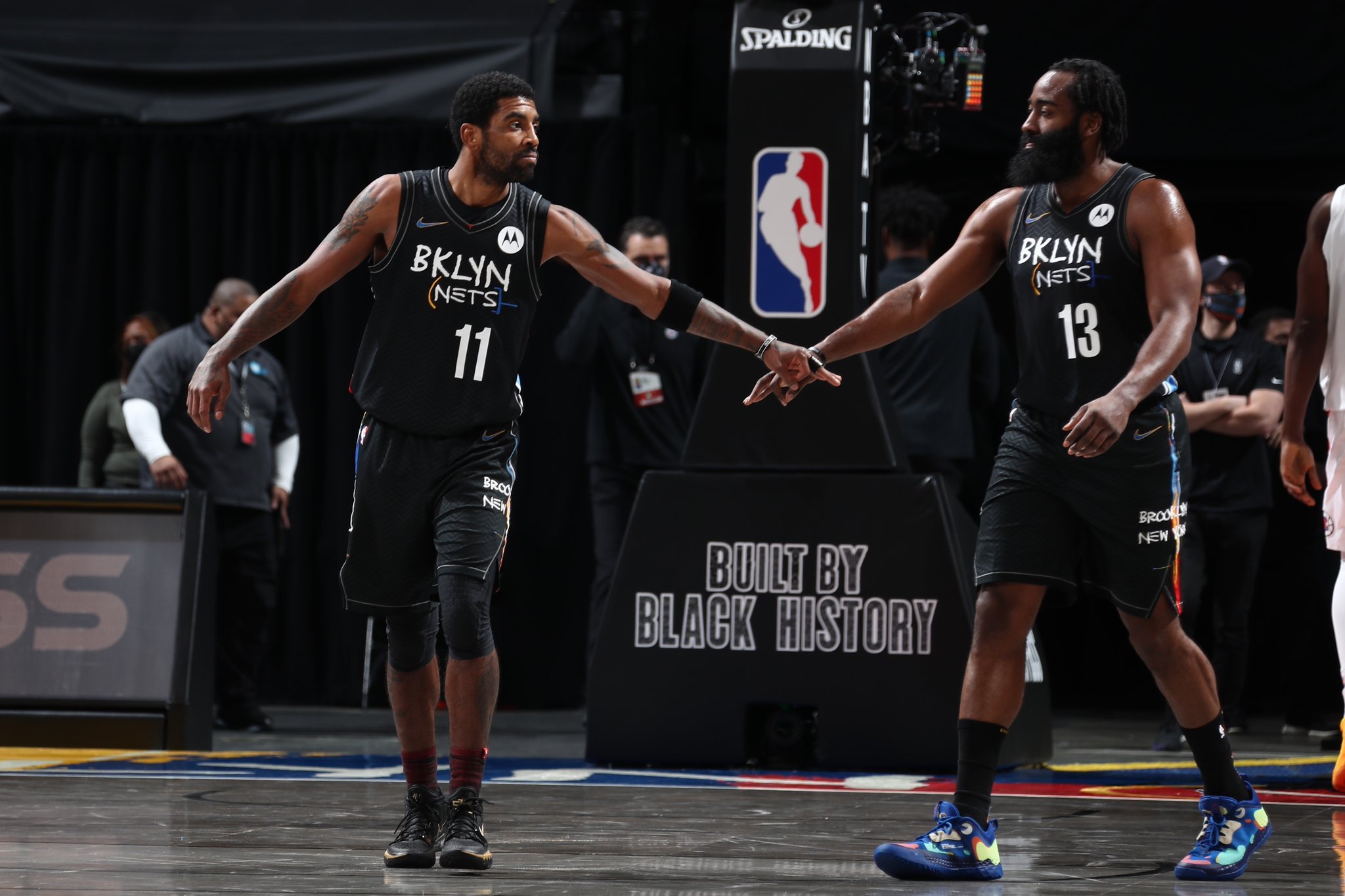 1月10日NBA直播：篮网 VS 快船赛事比分预测