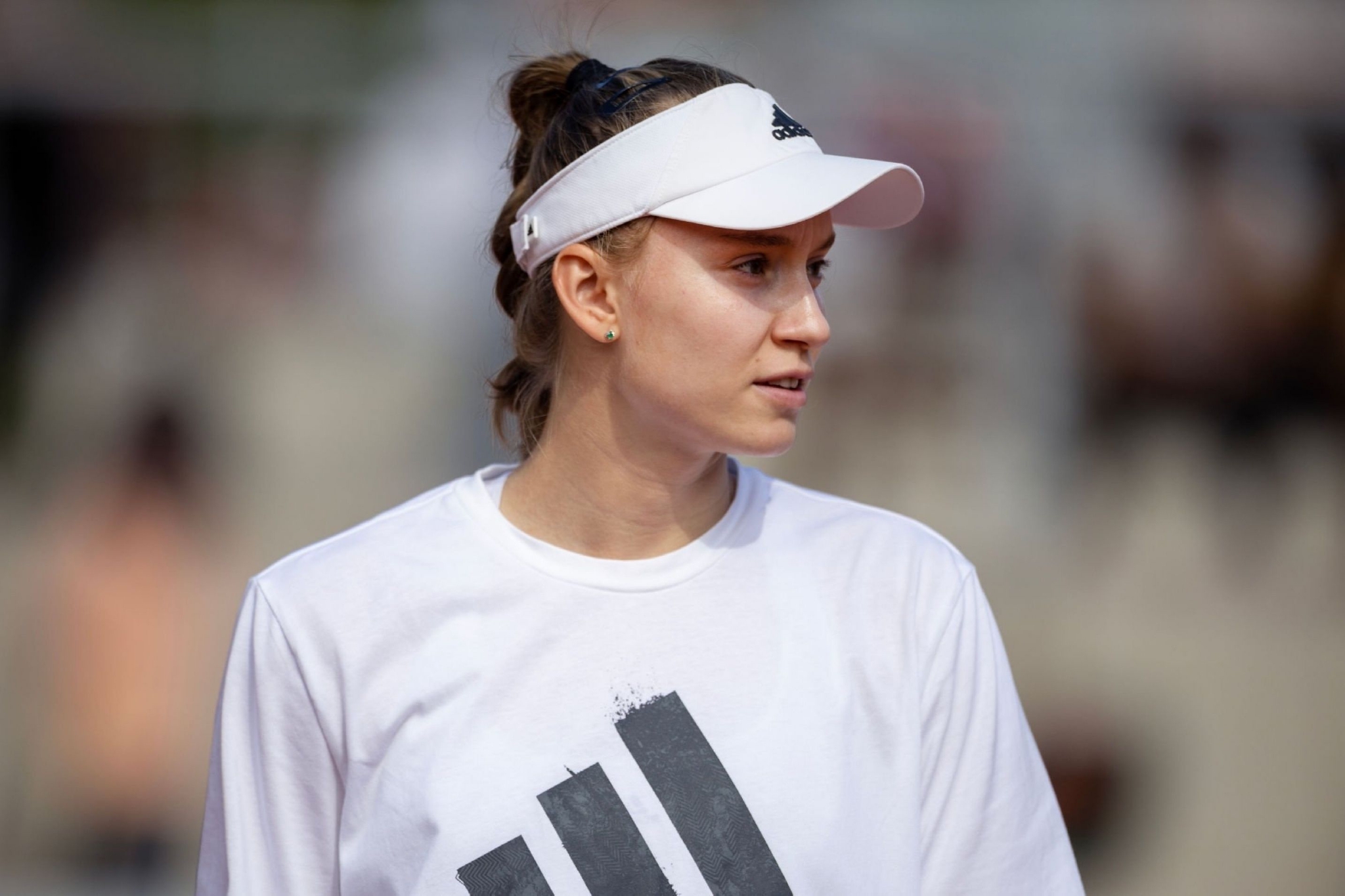 莱巴金娜备战训练_高清图集_新浪网