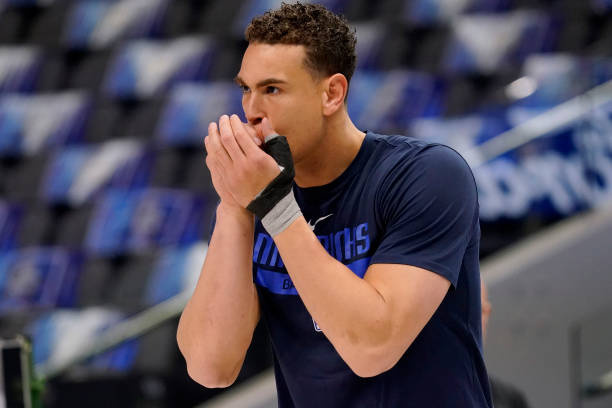 既不能攻也不能守,这样的球员竟然能够坐稳独行侠的先发位置?|独行侠|