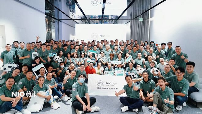 价格下探竞争力如何？对比蔚来ES6和智己LS7显成色