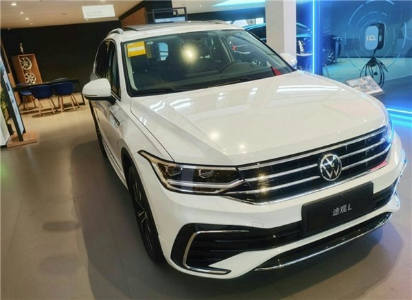 上汽大众途观l出众款定位高性价比抢占suv市场先机