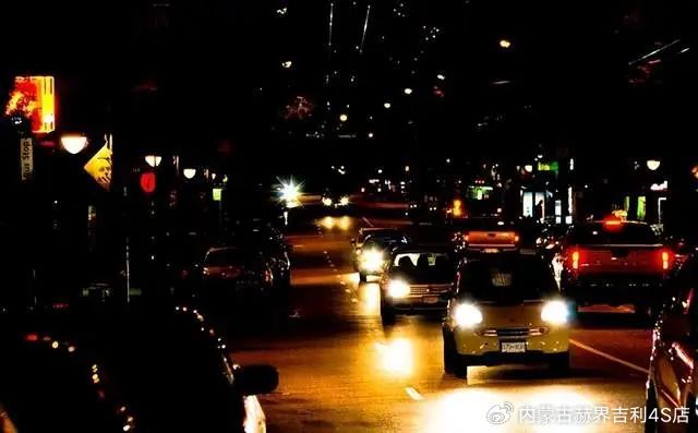 夜间行车怎么做才安全?学会这些,收获匪浅,新老司机都受用!-新浪汽车