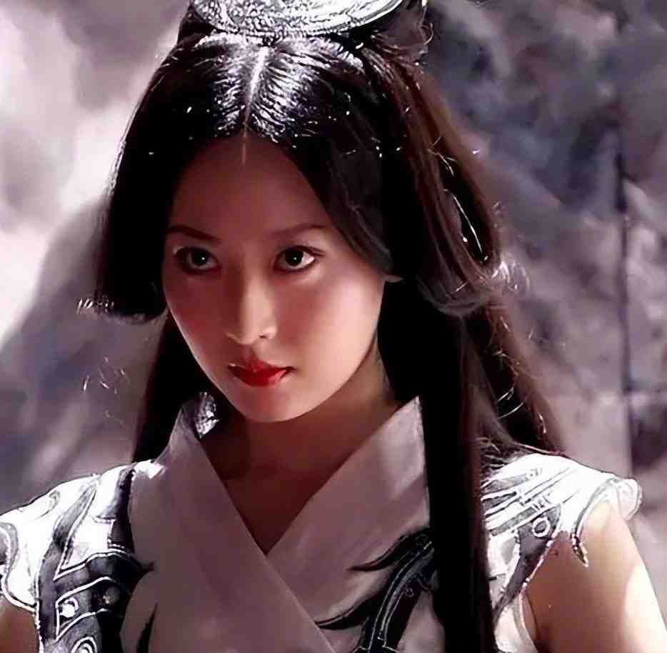 白冰:从“京城四美”沦落到36岁单亲妈妈,她经历了什么?