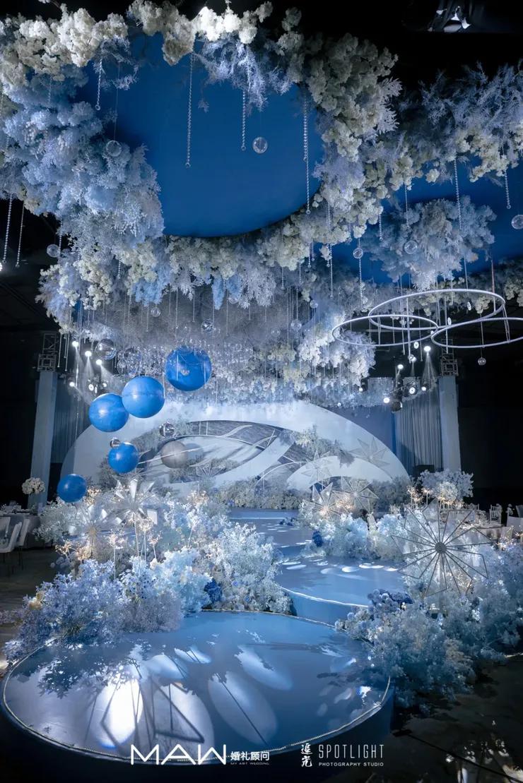 这场浪漫且梦幻的蓝色系星空主题婚礼,是你想要的婚礼吗?
