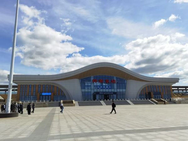 沿途有多美?看过来……|高铁|鸡西|西站_新浪新闻