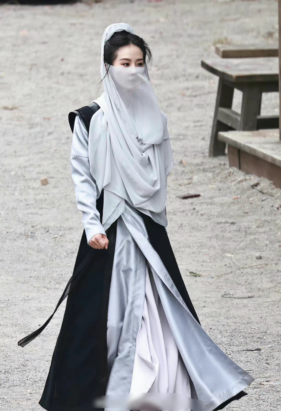 刘诗诗一念关山蒙面神女造型路透生图__财经头条