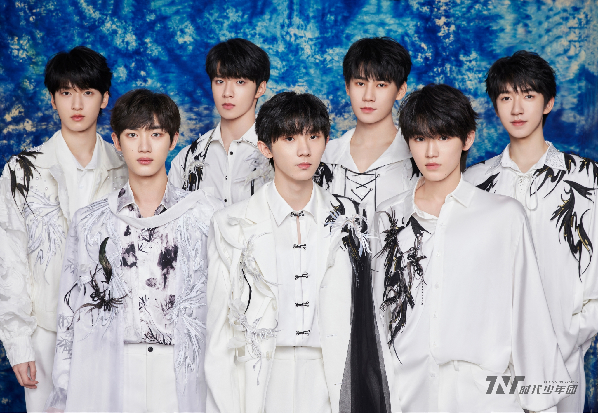 时代少年团官宣加盟2022东方卫视跨年