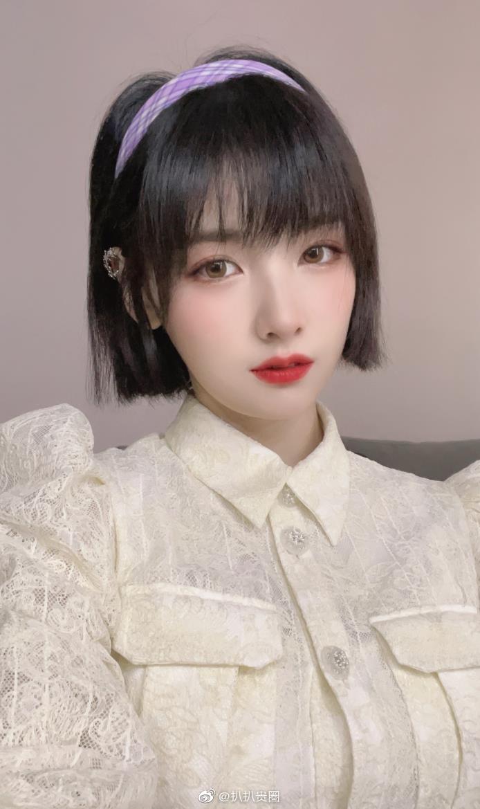 10日早上,硬糖少女303赵粤发布一条宣传微博