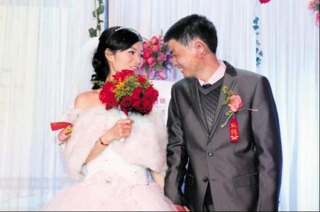 26岁军人浴火救44人,全身90%烧伤后被迫分手,意外收获最美爱情休闲区蓝鸢梦想 - Www.slyday.coM 26岁军人浴火救44人,全身90%烧伤后被迫分手,意外收获最美爱情休闲区蓝鸢梦想 - Www.slyday.coM