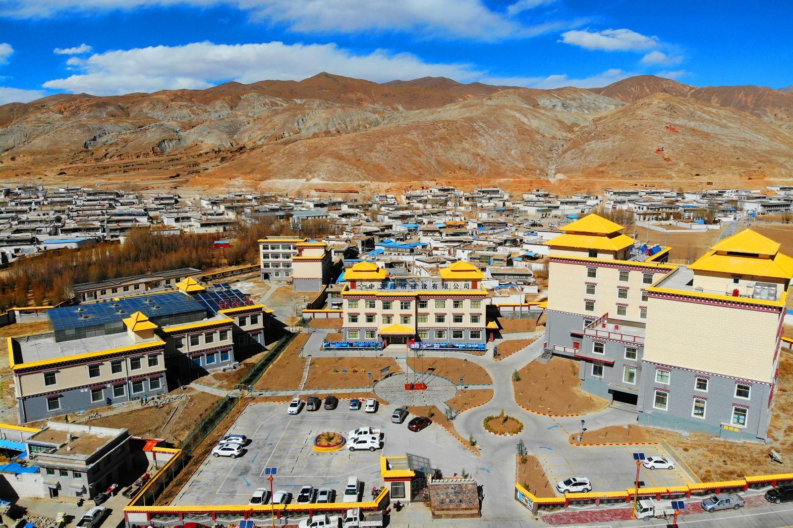 幸福珠峰 全面小康增福祉|谢通门县|小镇|温泉_新浪新闻