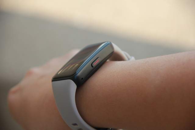 荣耀手环6上手健康监测超好用比智能手表还给力