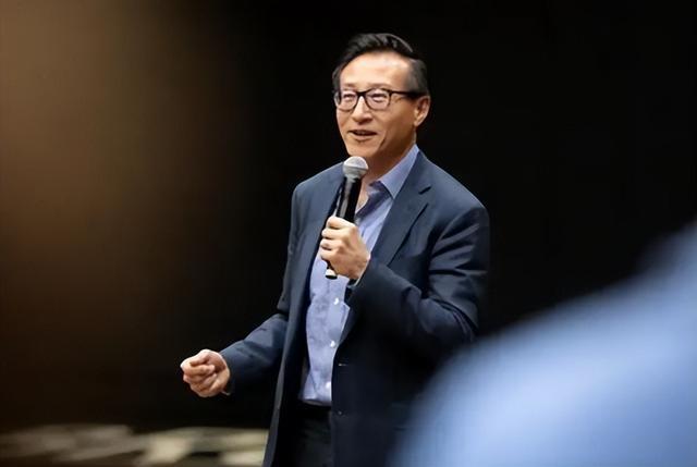 nba华裔老板面如死灰230亿买篮网如今亏惨严重3年心血白费了