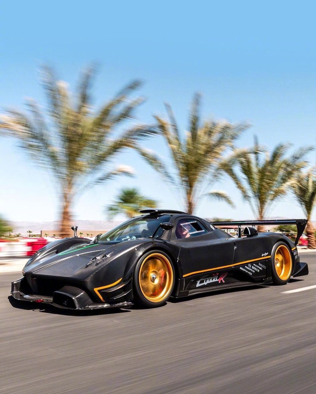 帕加尼pagani zonda r