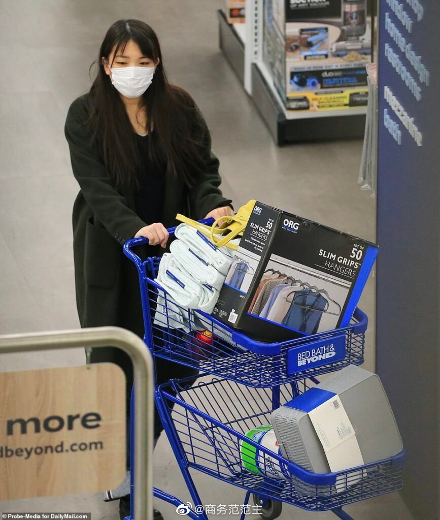 前两天,英国《每日邮报》报道了真子公主在纽约的生活近况……__财经头条
