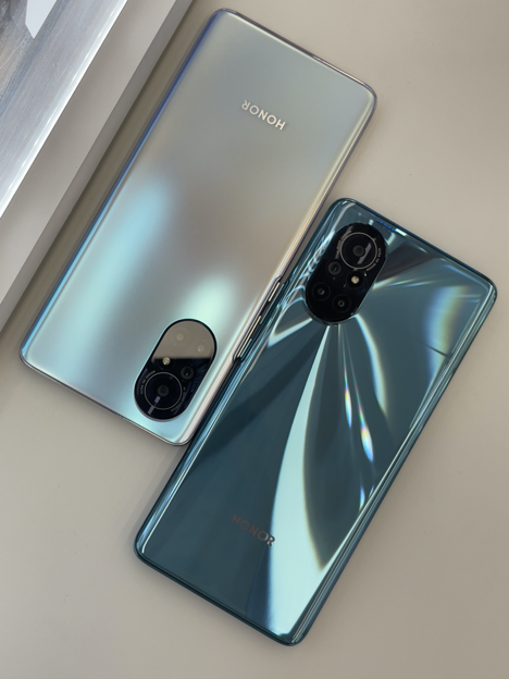 荣耀v40轻奢版登微博潮物数码榜第七热度不断攀升