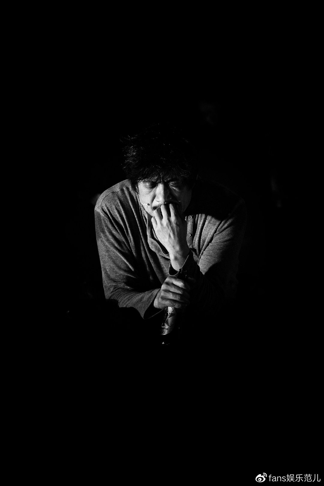 戏剧《第七天》即将北京首演 陈明昊以杨飞之名演绎荒诞真实|杨飞|陈明昊|第七天_新浪新闻
