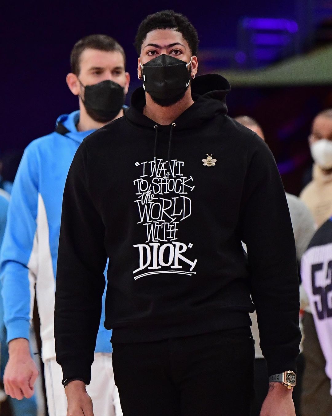 布克与浓眉的巅峰对决谁将主宰赛场风云