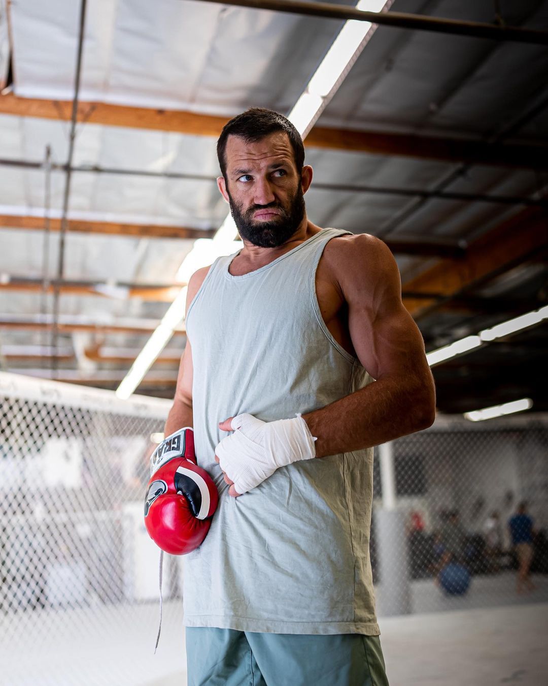 1/ 6备战保罗-科斯塔,远离赛场已有3年卢克-洛克霍德能否找回当年的