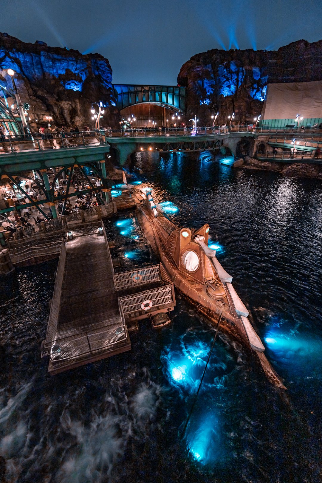 日本摄影师拍摄的迪士尼海洋梦幻夜景_高清图集_新浪网