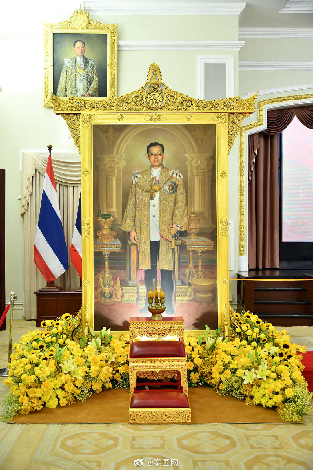 10月13日是泰国九世先王普密蓬61阿杜德升遐纪念日……_高清图集