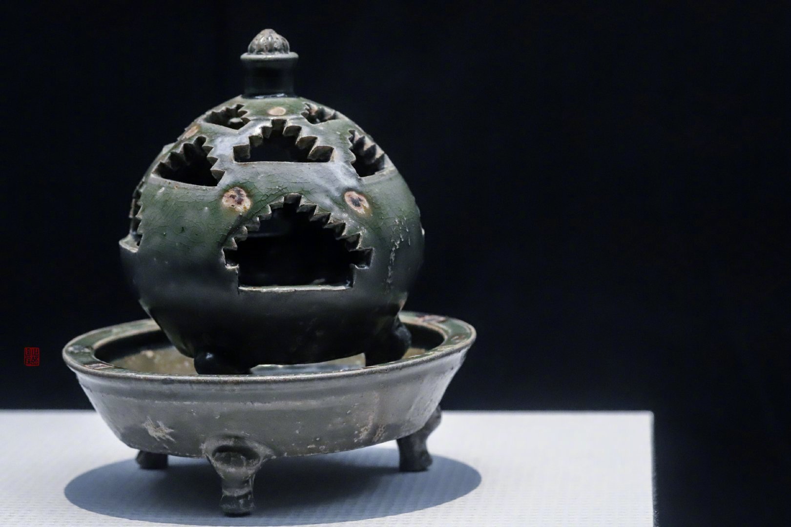 西晋越窑青瓷熏,现藏于@浙江省博物馆_高清图集_新浪网