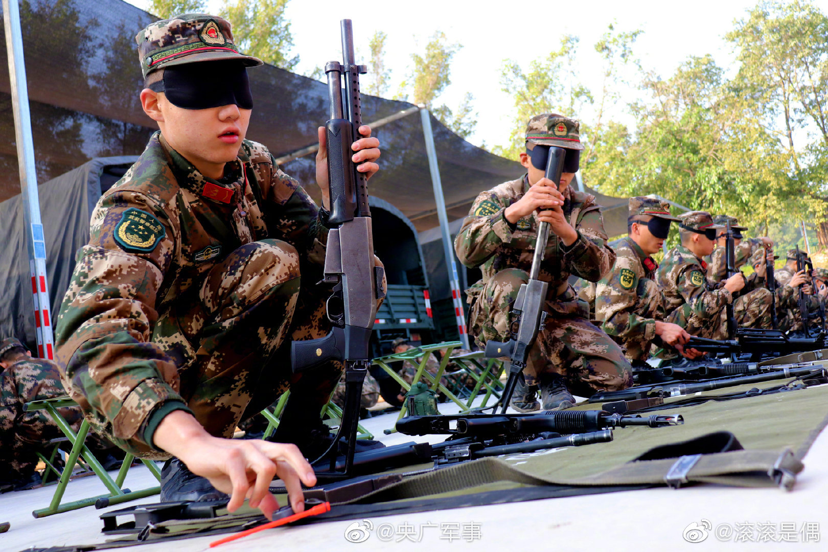 近日,武警第二机动总队某支队以冬季大练兵为契机