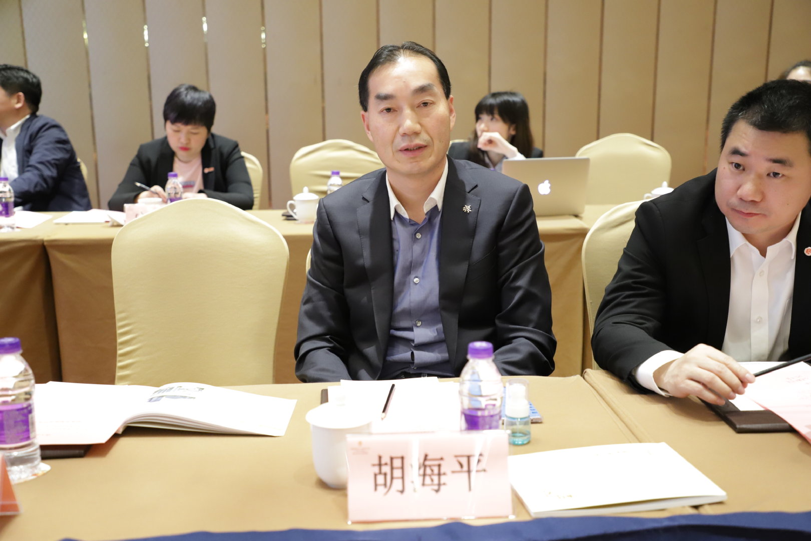 师董会胡海平受邀出席"天下浙商行走进浙江"投资考察对接活动