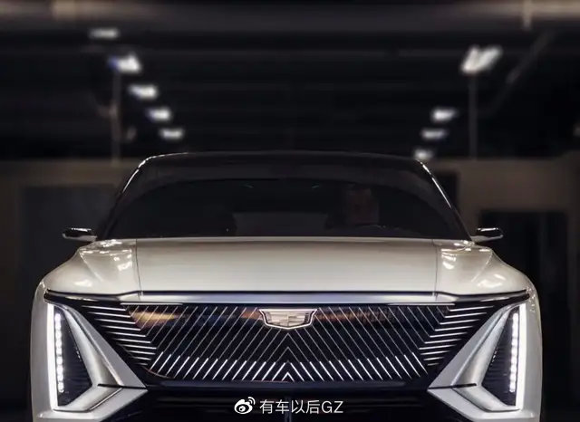 33英寸曲面屏超夺目,合资SUV即将亮相,99%的人看完都想买! 33英寸曲面屏超夺目,合资SUV即将亮相,99%的人看完都想买!