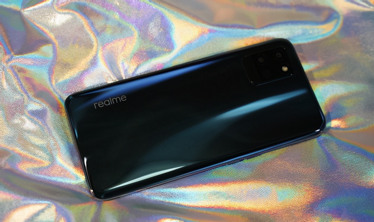 realme真我v11上手体验千元机的惊喜