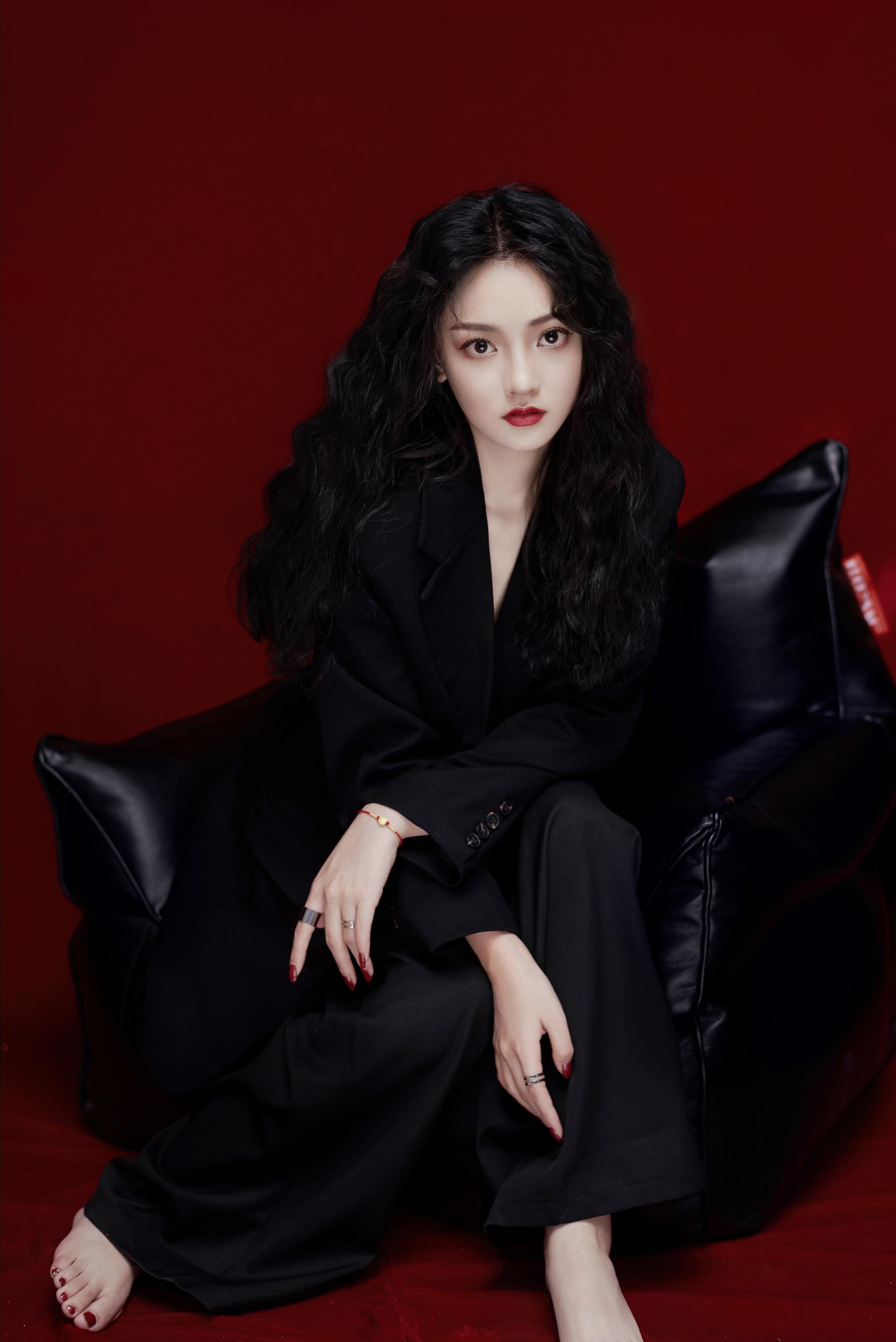 质感写真大片新鲜出炉个性玩转多重风格