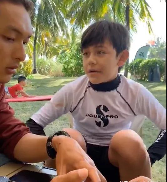 爸爸去哪儿近20位萌娃现状康康石头身高一米八安吉认不出