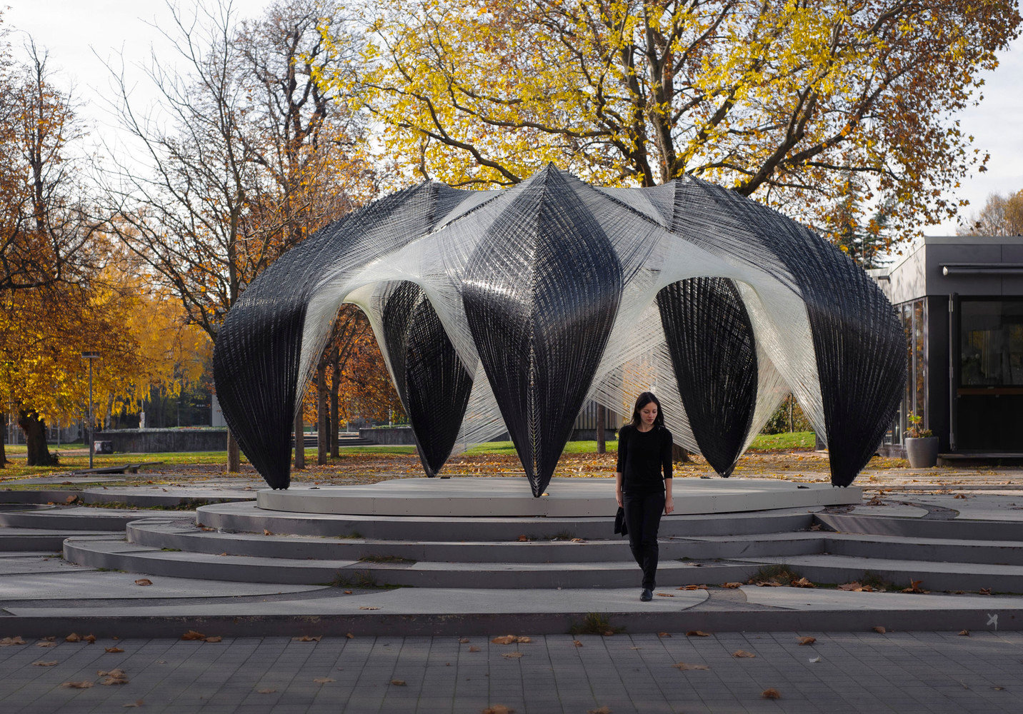 仿生建筑设计参考__财经头条
