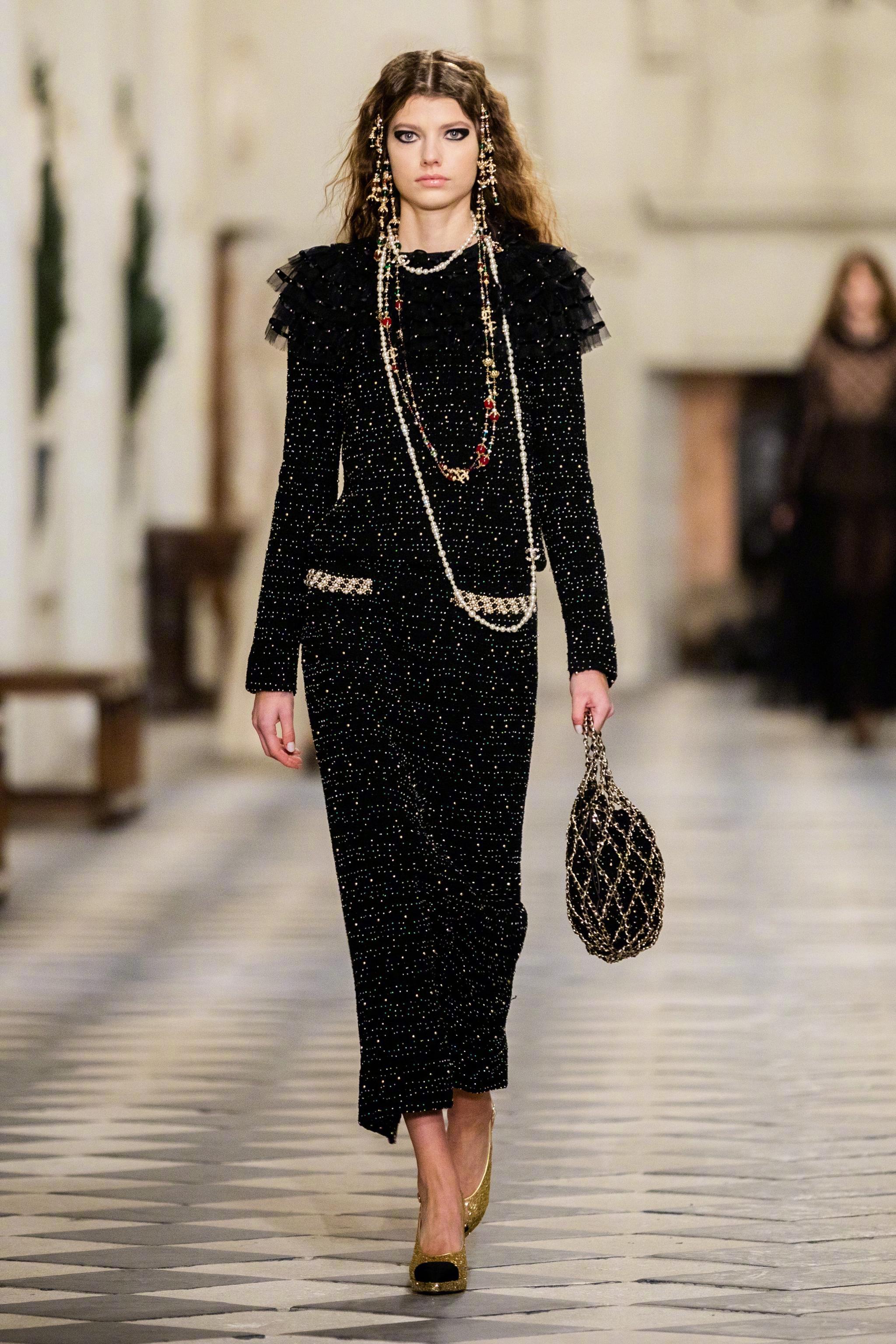 chanel2021早秋高级手工坊系列发布virginieviard将大秀选在
