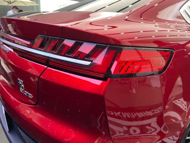 静态体验比亚迪汉试装车：“带刀”入场，杀向Model 3/小鹏P7