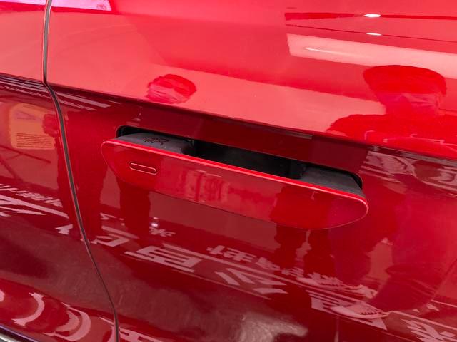 静态体验比亚迪汉试装车：“带刀”入场，杀向Model 3/小鹏P7