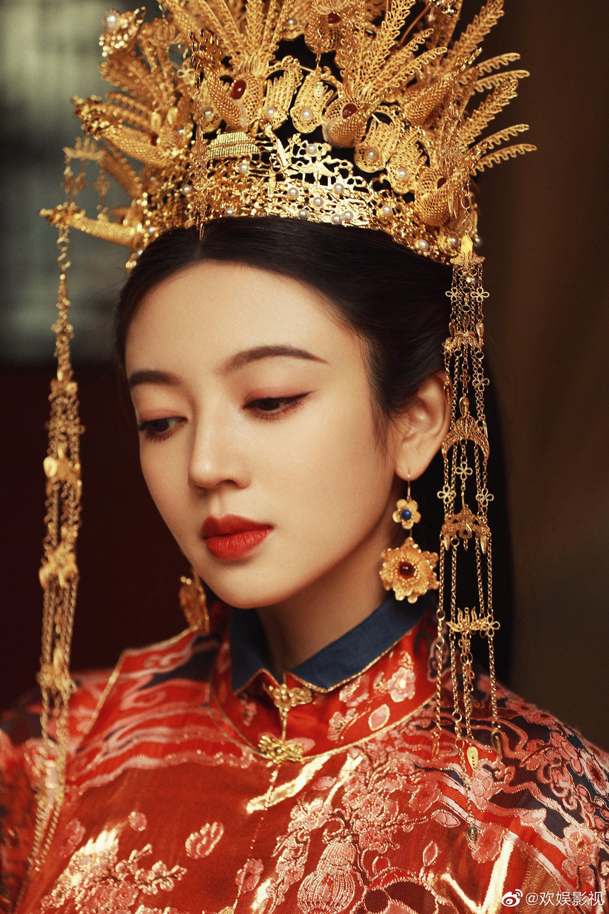 欢娱影视演员@何瑞贤 明制汉服写真释出|何瑞贤|眼波|汉服_新浪新闻