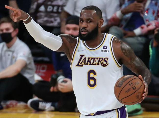 詹姆斯感染新冠，三次核酸检测两次呈阳性，已坐私人飞机回洛杉矶休闲区蓝鸢梦想 - Www.slyday.coM