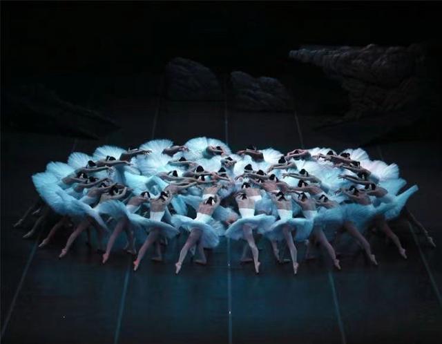 《天鹅湖》《牡丹亭》拉满仪式感,首演、首秀重振舞台!上海大剧院复演节目单抢先看休闲区蓝鸢梦想 - Www.slyday.coM 《天鹅湖》《牡丹亭》拉满仪式感,首演、首秀重振舞台!上海大剧院复演节目单抢先看休闲区蓝鸢梦想 - Www.slyday.coM