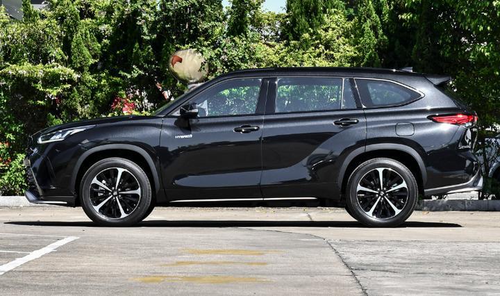 动力参数调整，23款皇冠陆放实力如何？