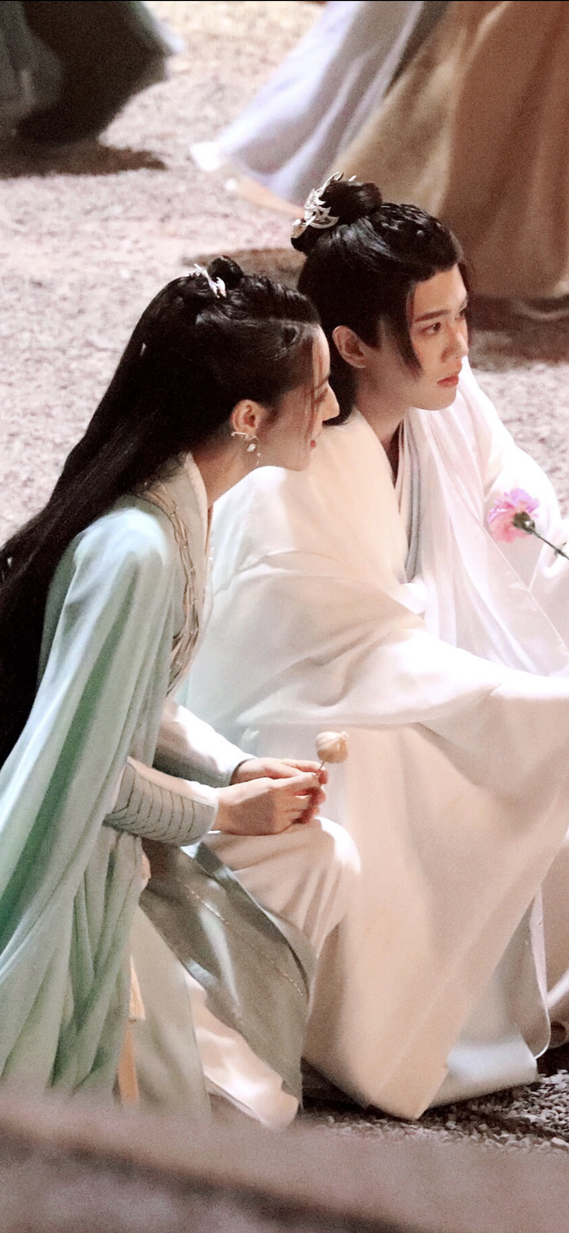 迪丽热巴和任嘉伦《驭鲛记》最新路透……_高清图集_新浪网